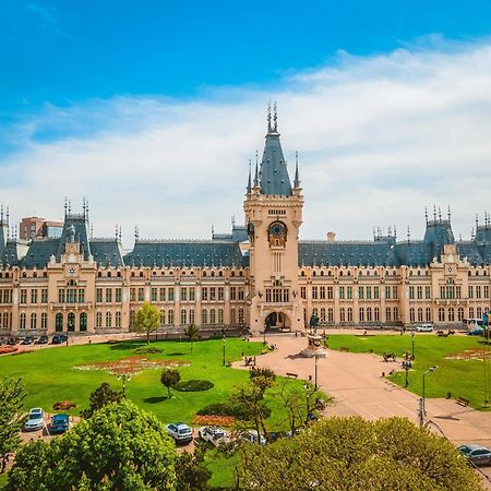 Iasi Ultra Central Apartment Self Check-In Екстер'єр фото