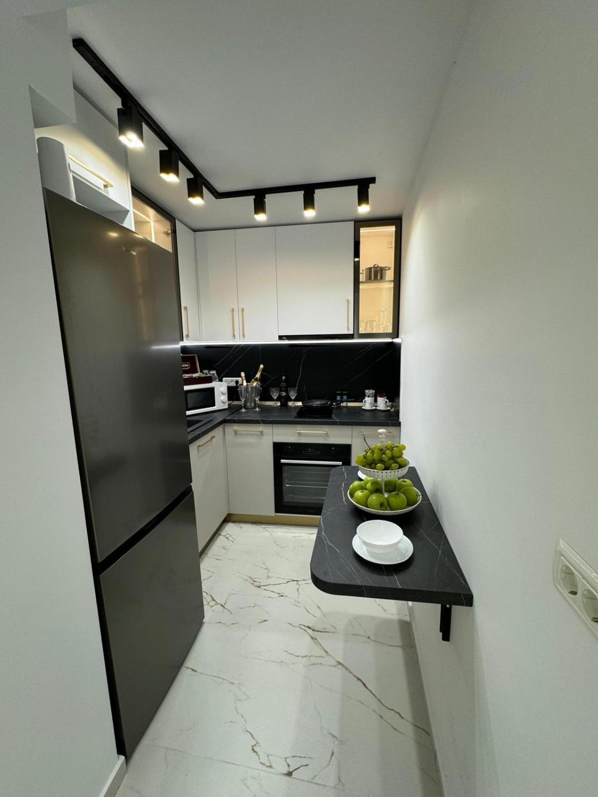Iasi Ultra Central Apartment Self Check-In Екстер'єр фото