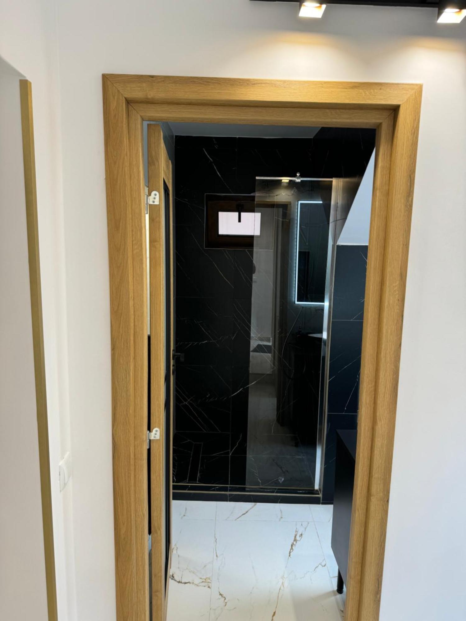 Iasi Ultra Central Apartment Self Check-In Екстер'єр фото