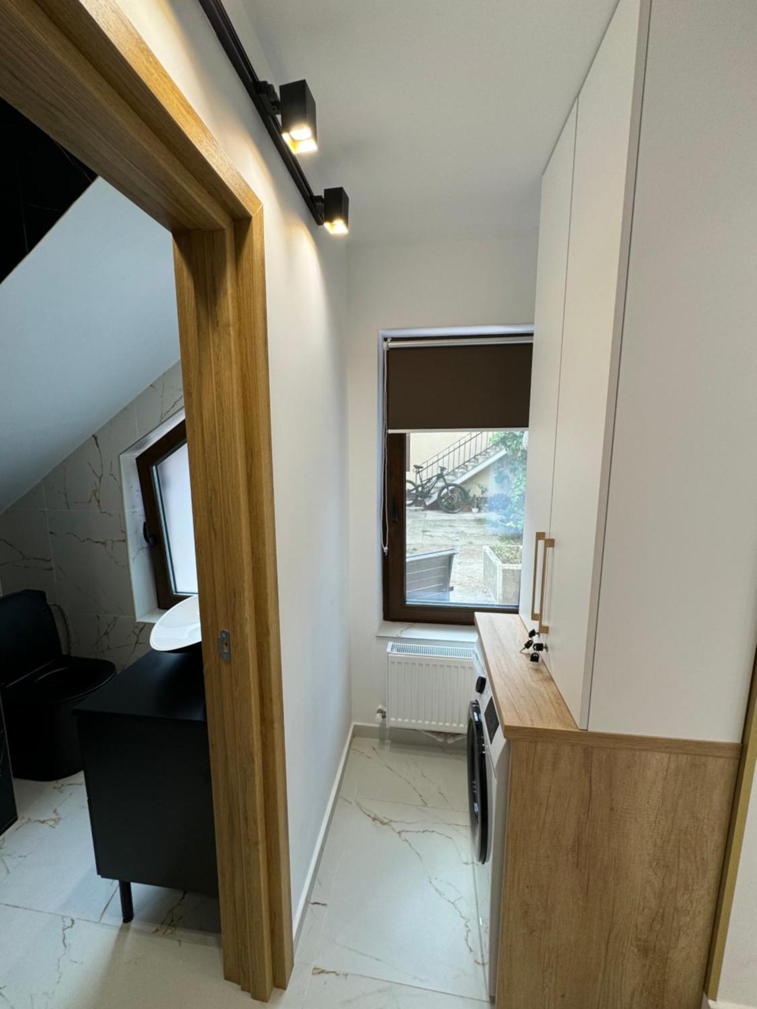 Iasi Ultra Central Apartment Self Check-In Екстер'єр фото