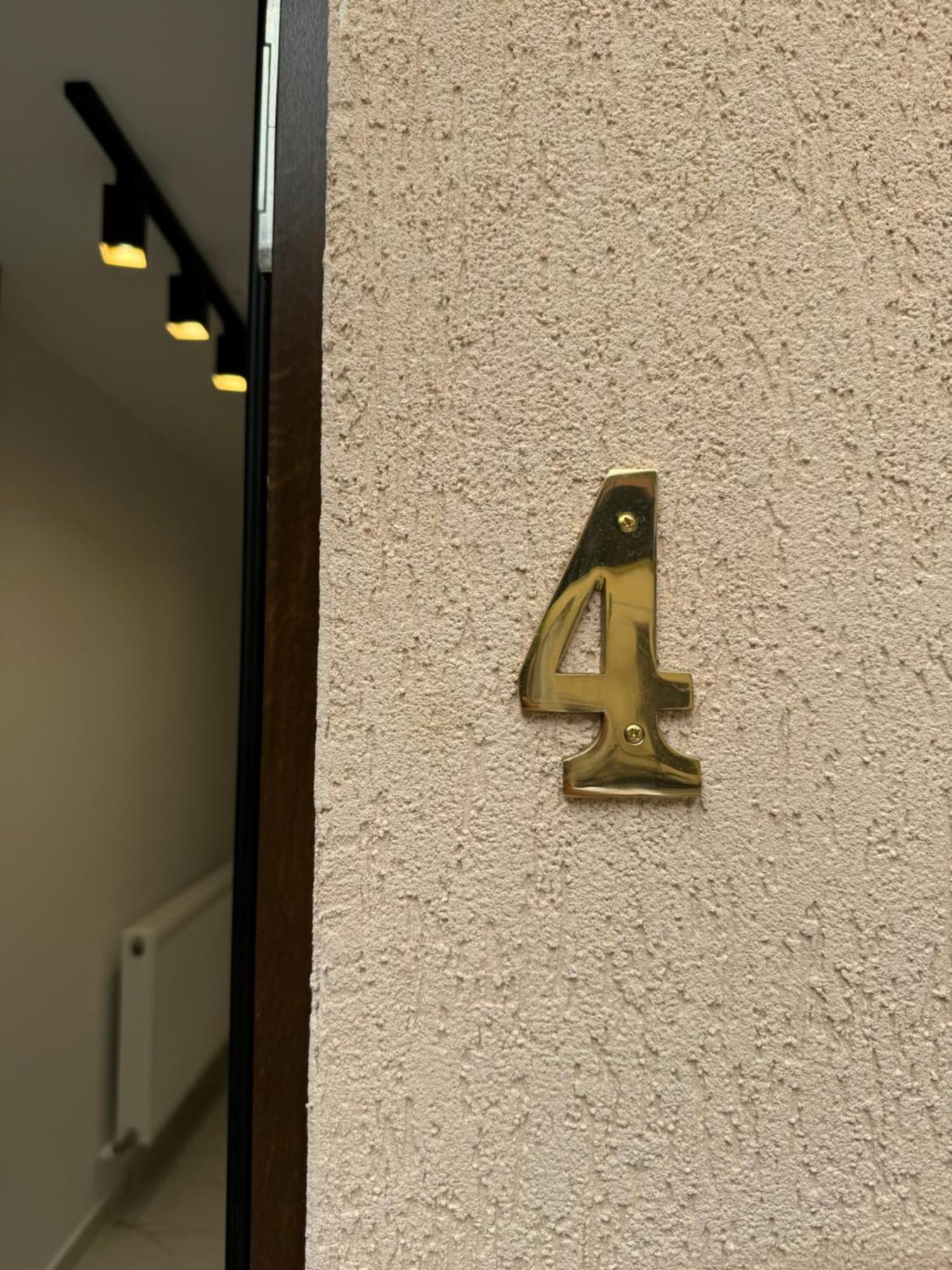 Iasi Ultra Central Apartment Self Check-In Екстер'єр фото